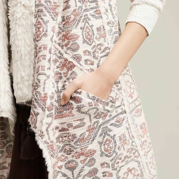 HEI HEI Anthropologie Geometric Jacquard Sherpa Faux Fur Vest - Picture 3 of 12